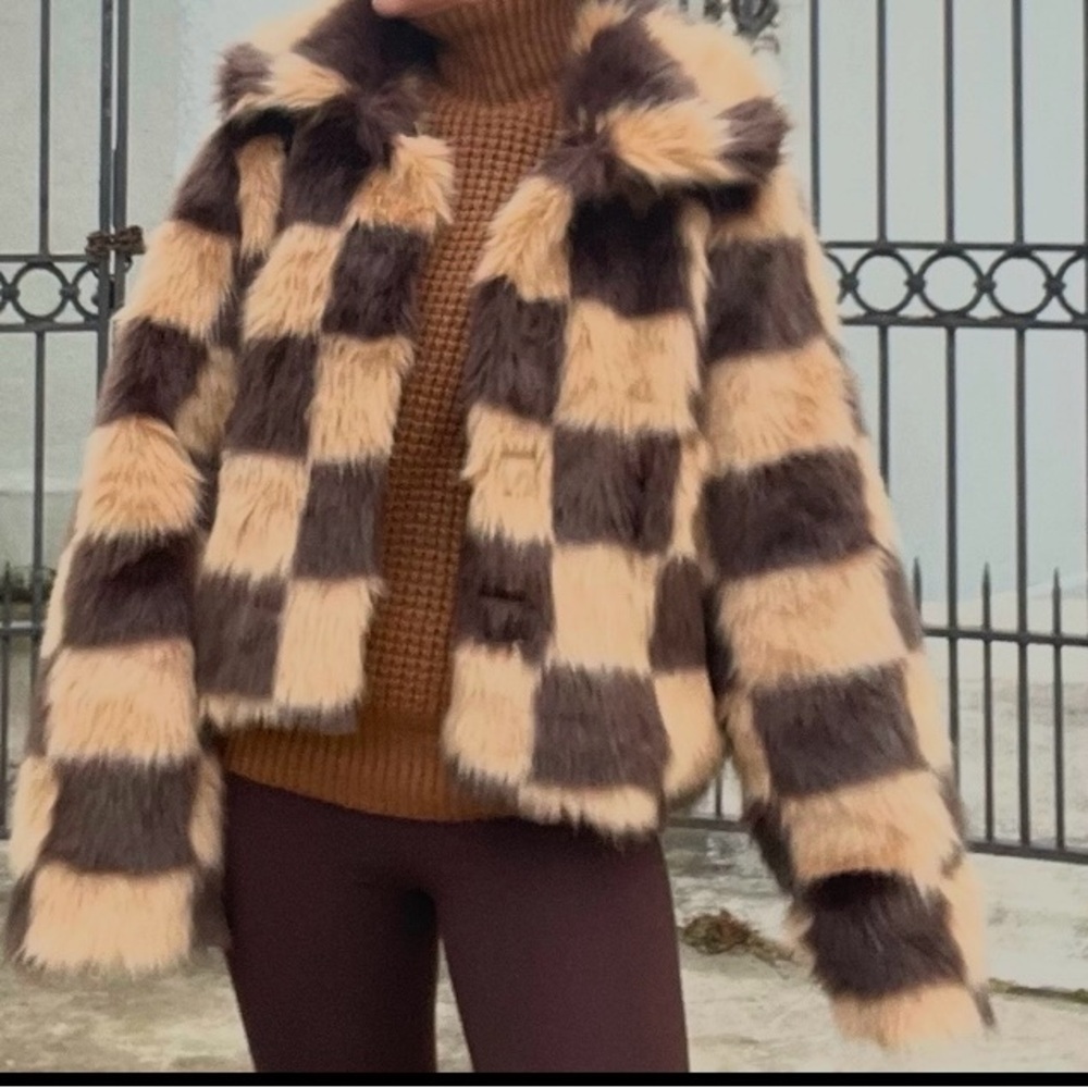 12th tribe faux fur coat - small